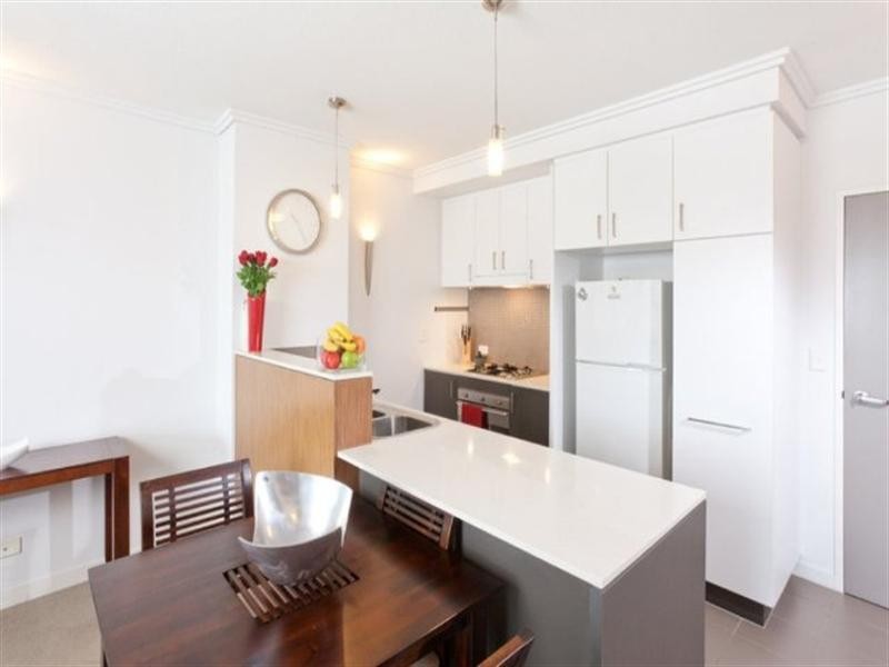 856/43 Hercules Street, Hamilton QLD 4007