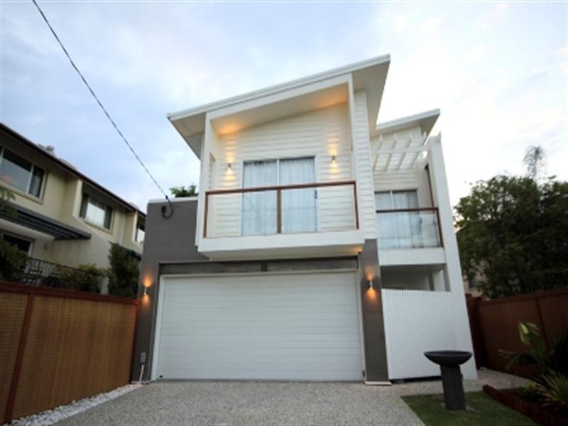 32 Vine Street, Ascot QLD 4007