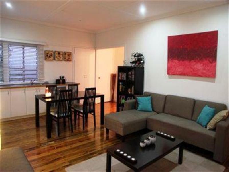 272 Hamilton Road, Chermside QLD 4032