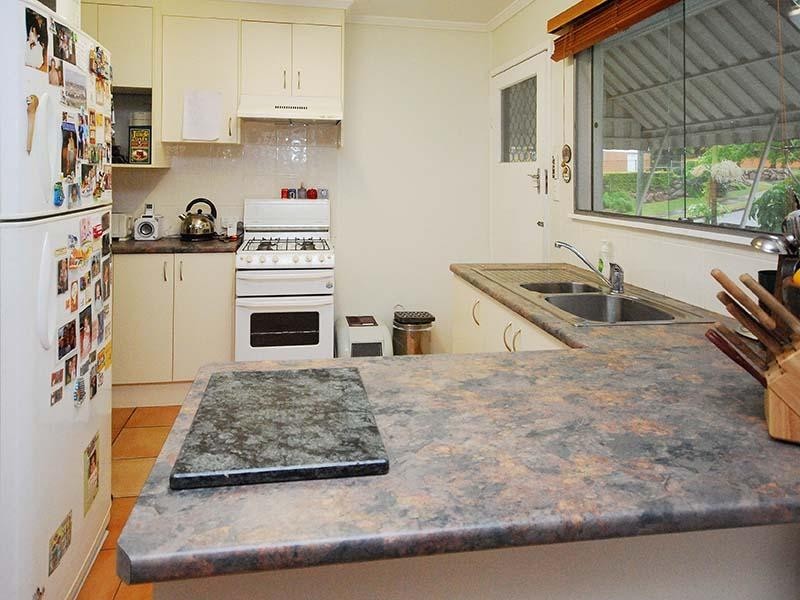 4 Menangle Avenue, Arana Hills QLD 4054