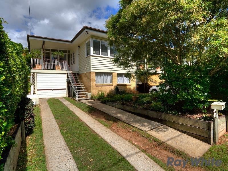 18 White Street, Wavell Heights QLD 4012