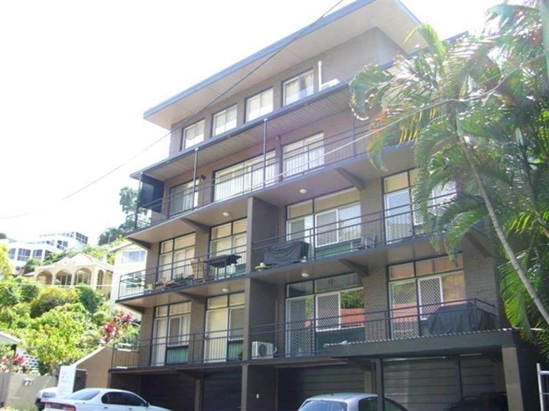 2/21 Arran Avenue, Hamilton QLD 4007