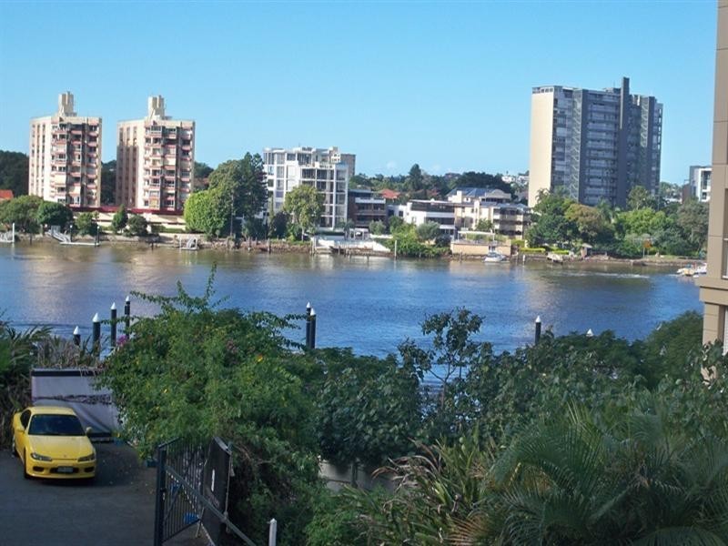 102A Lambert Street, Kangaroo Point QLD 4169