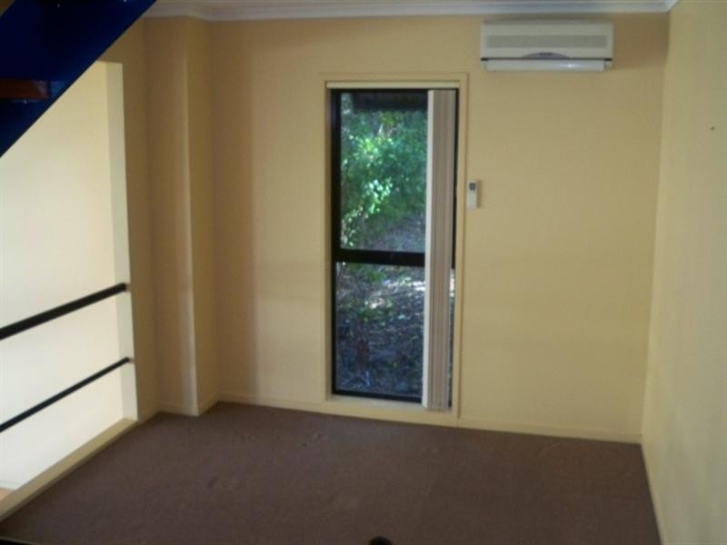 102A Lambert Street, Kangaroo Point QLD 4169