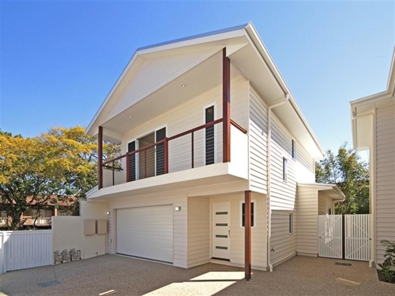 68 Winchester Street, Hamilton QLD 4007