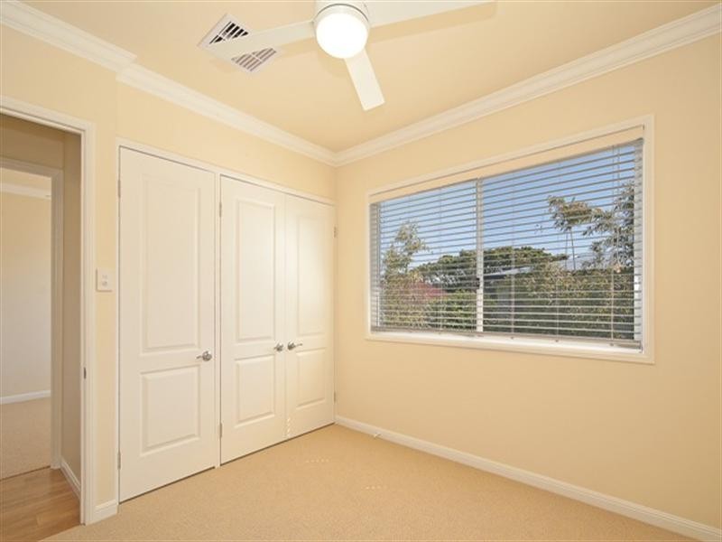 68 Winchester Street, Hamilton QLD 4007