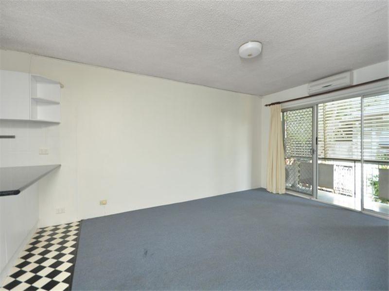 2/33 Queens Road, Clayfield QLD 4011