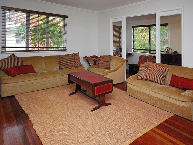 4 Menangle Avenue, Arana Hills QLD 4054