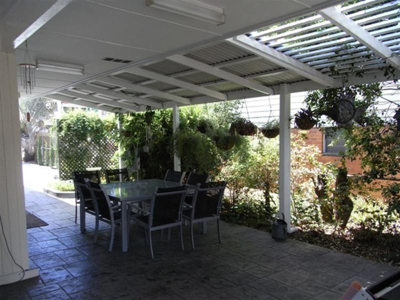 23 Agnes Street, Albion QLD 4010