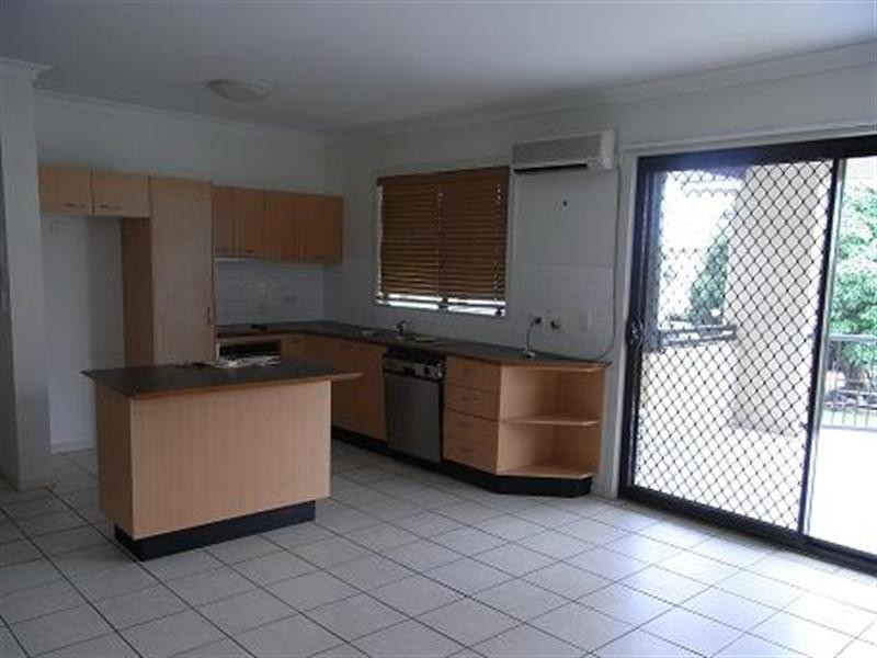 2/85 Stevenson Street, Ascot QLD 4007