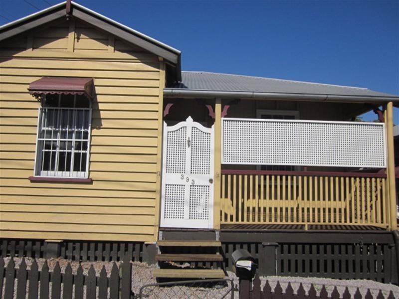 393 Sandgate Road, Albion QLD 4010