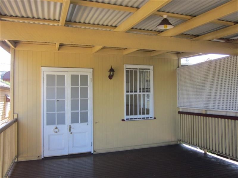 393 Sandgate Road, Albion QLD 4010