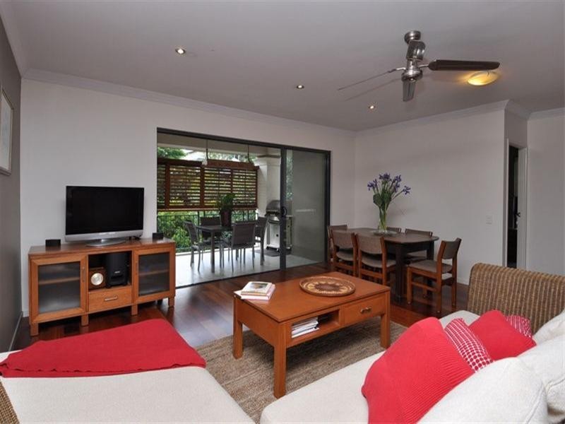 6/16 Cadell Street, Toowong QLD 4066