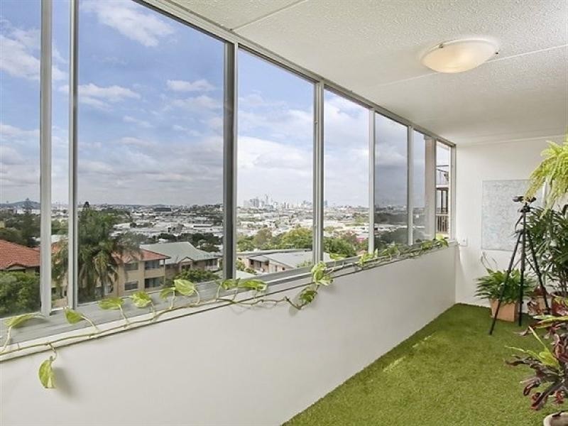 8/28 Little Street, Albion QLD 4010