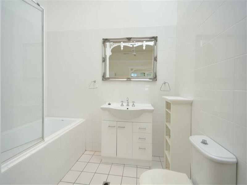 18 Newmarket Street, Hendra QLD 4011