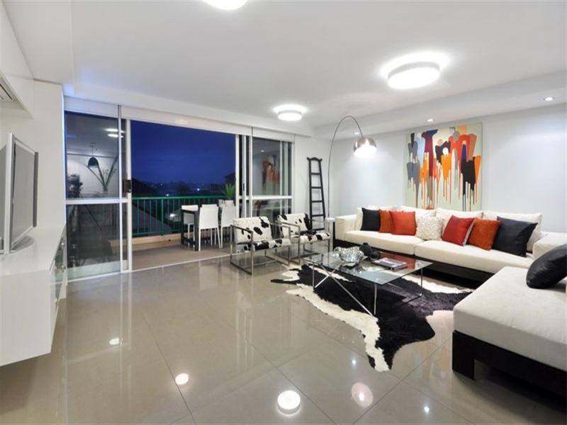 25/17 Whyenbah Street, Hamilton QLD 4007