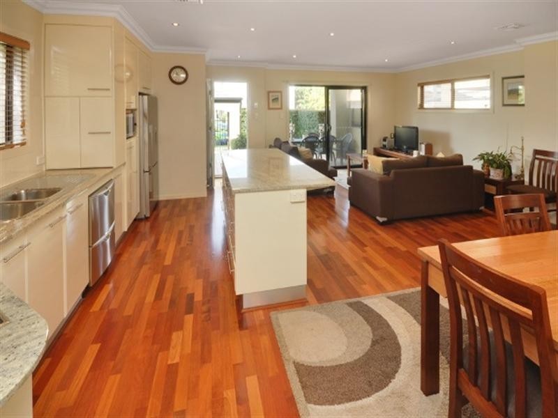 4/32 Kent Street, Hamilton QLD 4007