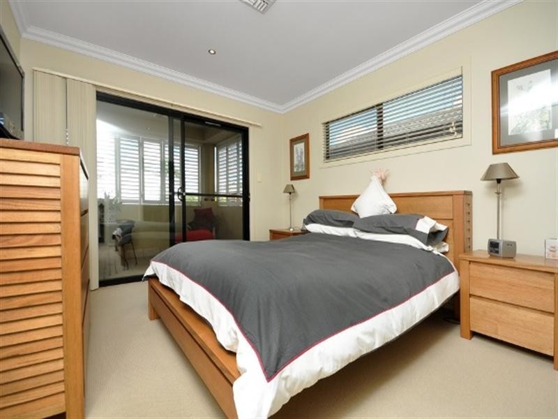 4/32 Kent Street, Hamilton QLD 4007