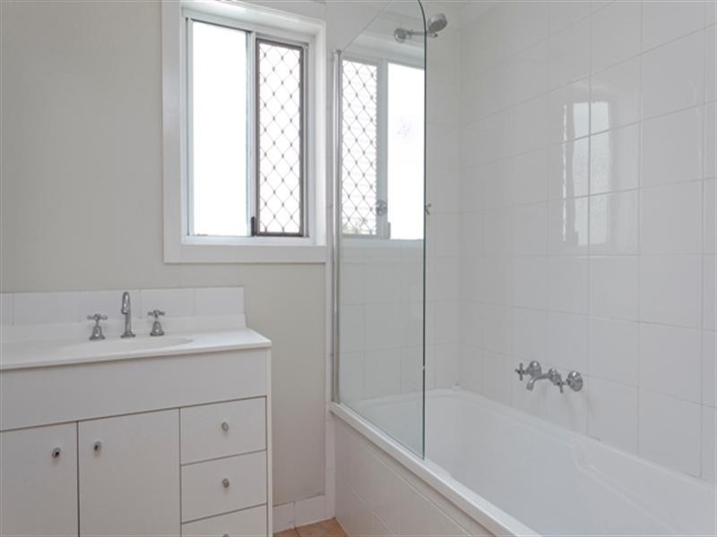 55 Rosemount Terrace, Windsor QLD 4030