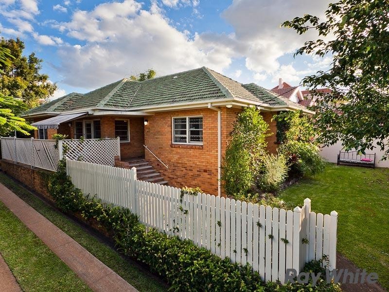 9 London Road, Clayfield QLD 4011