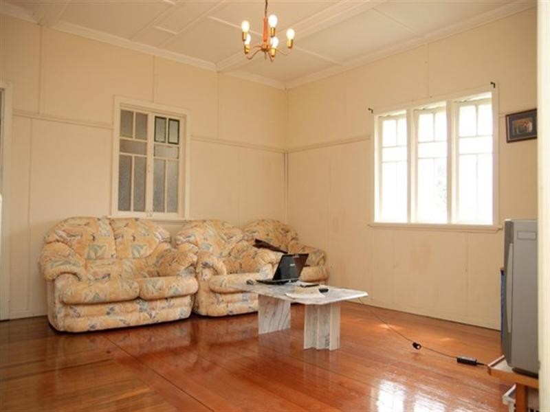 16 Gadara Street, Hendra QLD 4011