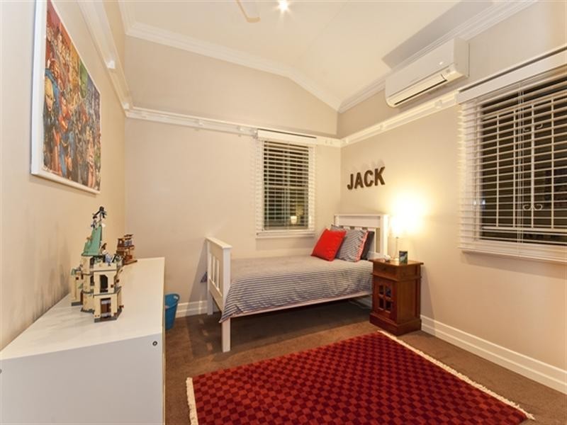 35 Moynihan Street, Ascot QLD 4007