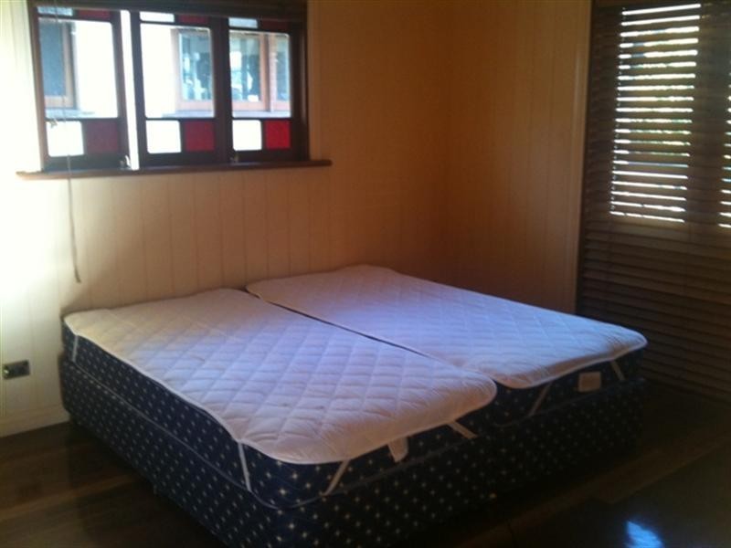 11 Kent Road, Wooloowin QLD 4030