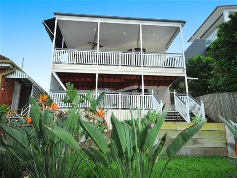 27 ATKINSON Street, Hamilton QLD 4007