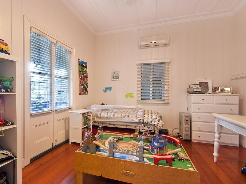 153 Alexandra Road, Clayfield QLD 4011