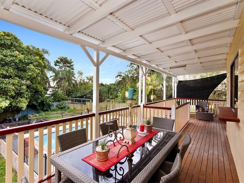 53 Brinawa Street, Camp Hill QLD 4152