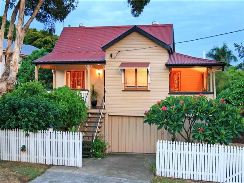 62 Somerset Street, Windsor QLD 4030