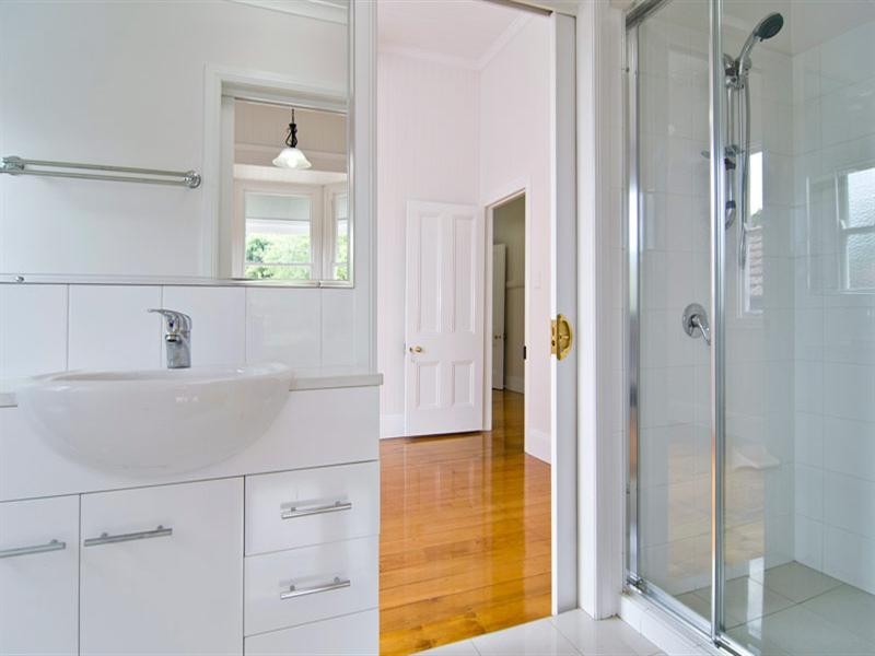 30 Thorrold Street, Wooloowin QLD 4030