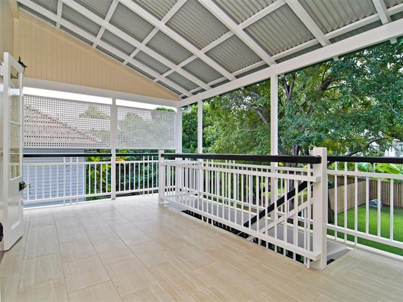 30 Thorrold Street, Wooloowin QLD 4030