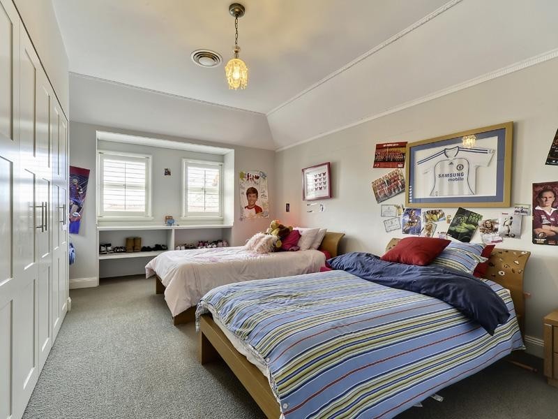 17 Sword Street, Ascot QLD 4007