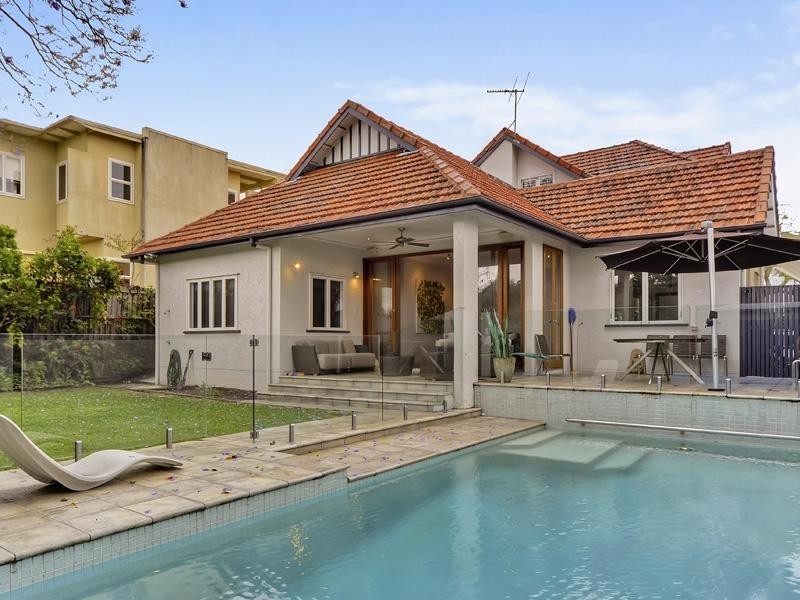 17 Sword Street, Ascot QLD 4007