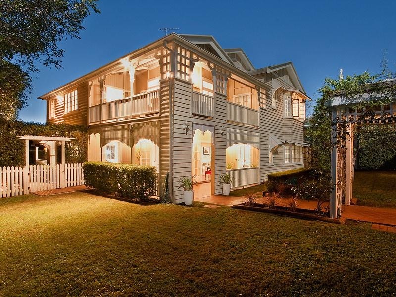 27 Dublin Street, Clayfield QLD 4011