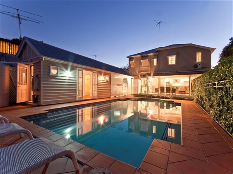 27 Dublin Street, Clayfield QLD 4011