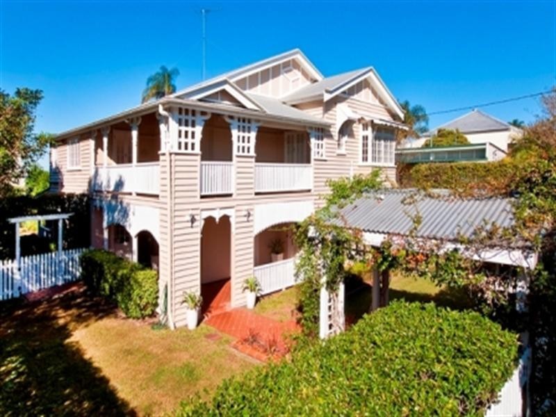 27 Dublin Street, Clayfield QLD 4011