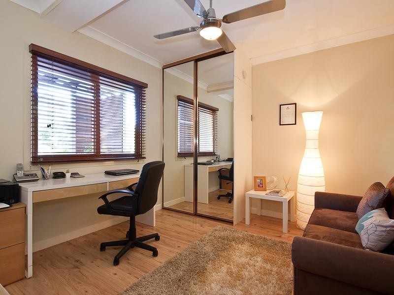 58 Dansie Street, Greenslopes QLD 4120