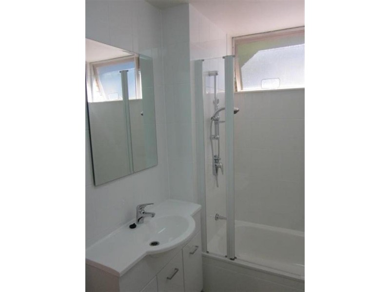 3/36 Scott Road, Herston QLD 4006