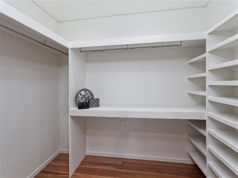 46 Tenth Avenue, Windsor QLD 4030