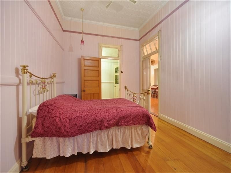 17 Burilda Street, Hendra QLD 4011