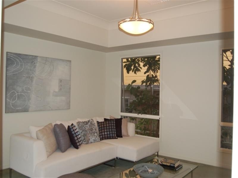 25 Lilley Street, Hendra QLD 4011