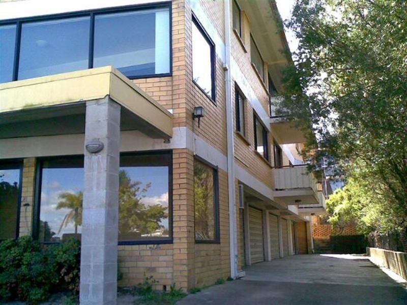 2/400 Kingsford Smith Drive, Hamilton QLD 4007