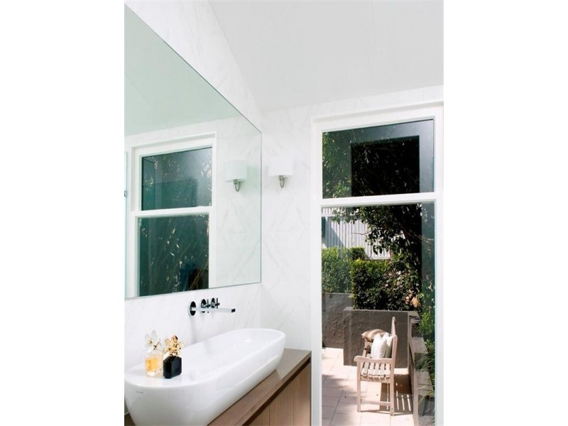 54 Balmain Street, Wooloowin QLD 4030