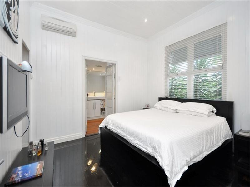 50 Hawdon Street, Wilston QLD 4051