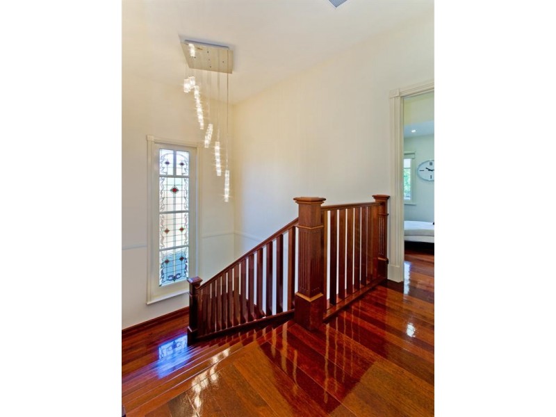 125 Windermere Road, Hamilton QLD 4007