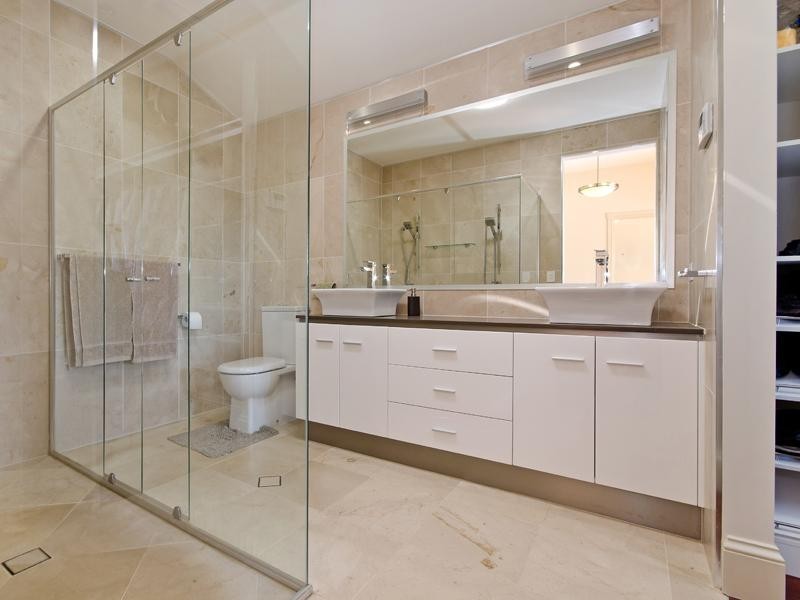 125 Windermere Road, Hamilton QLD 4007