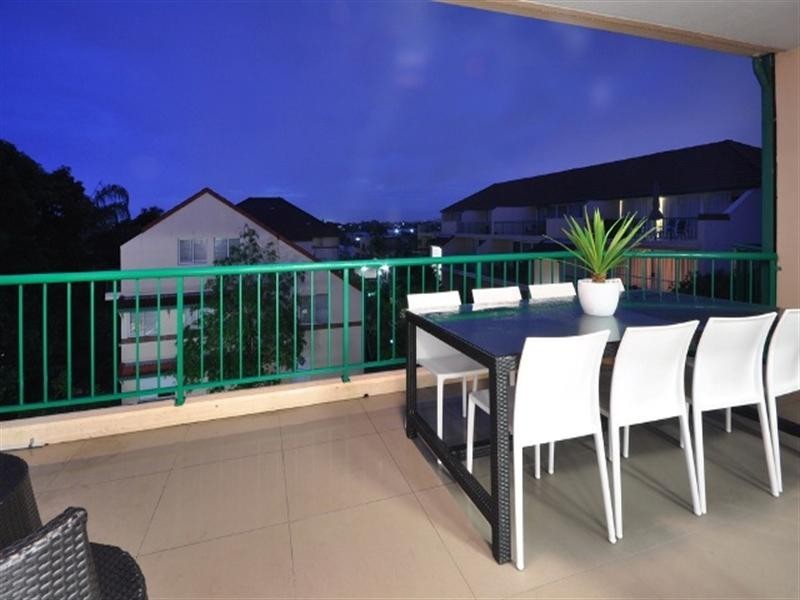 25/17 Whyenbah Street, Hamilton QLD 4007