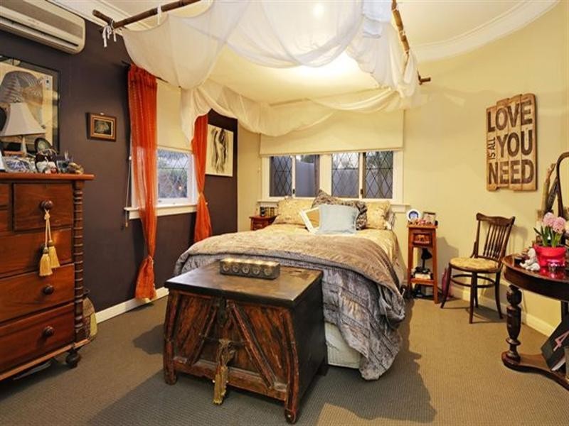 129 Manson Road, Hendra QLD 4011